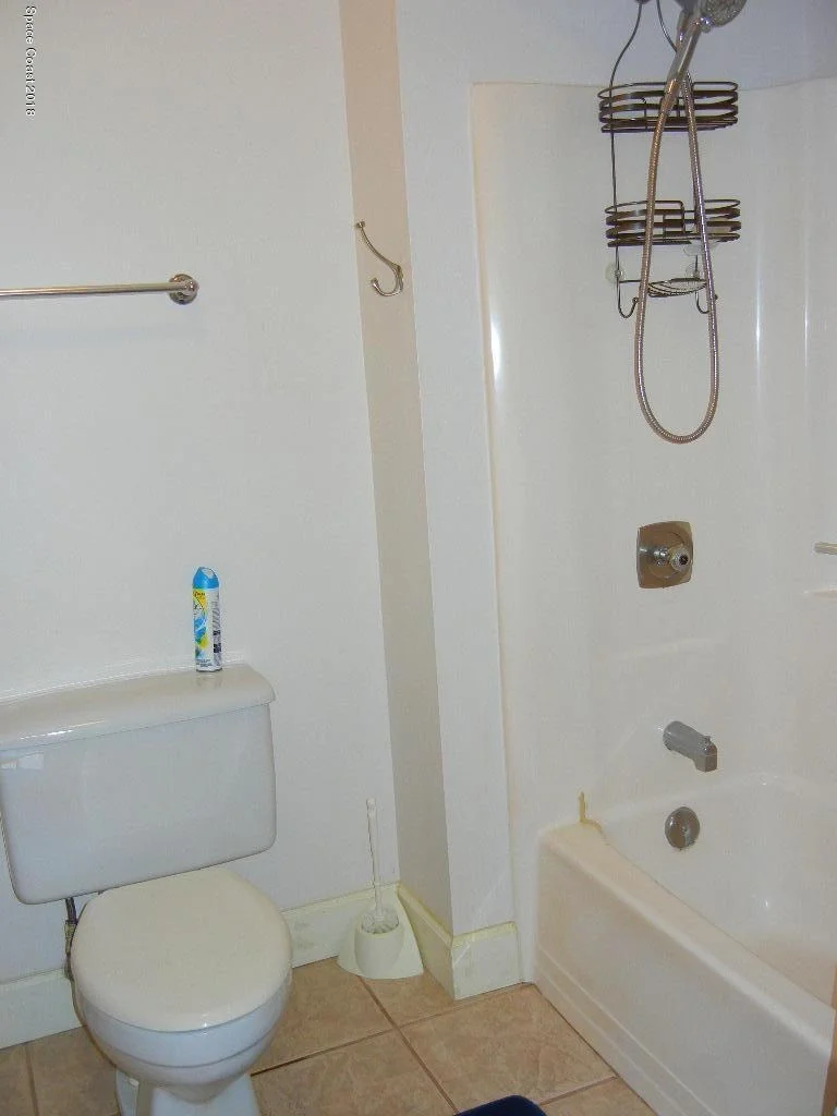 Photo of Unit 1232 at 305 Tangle Run Boulevard