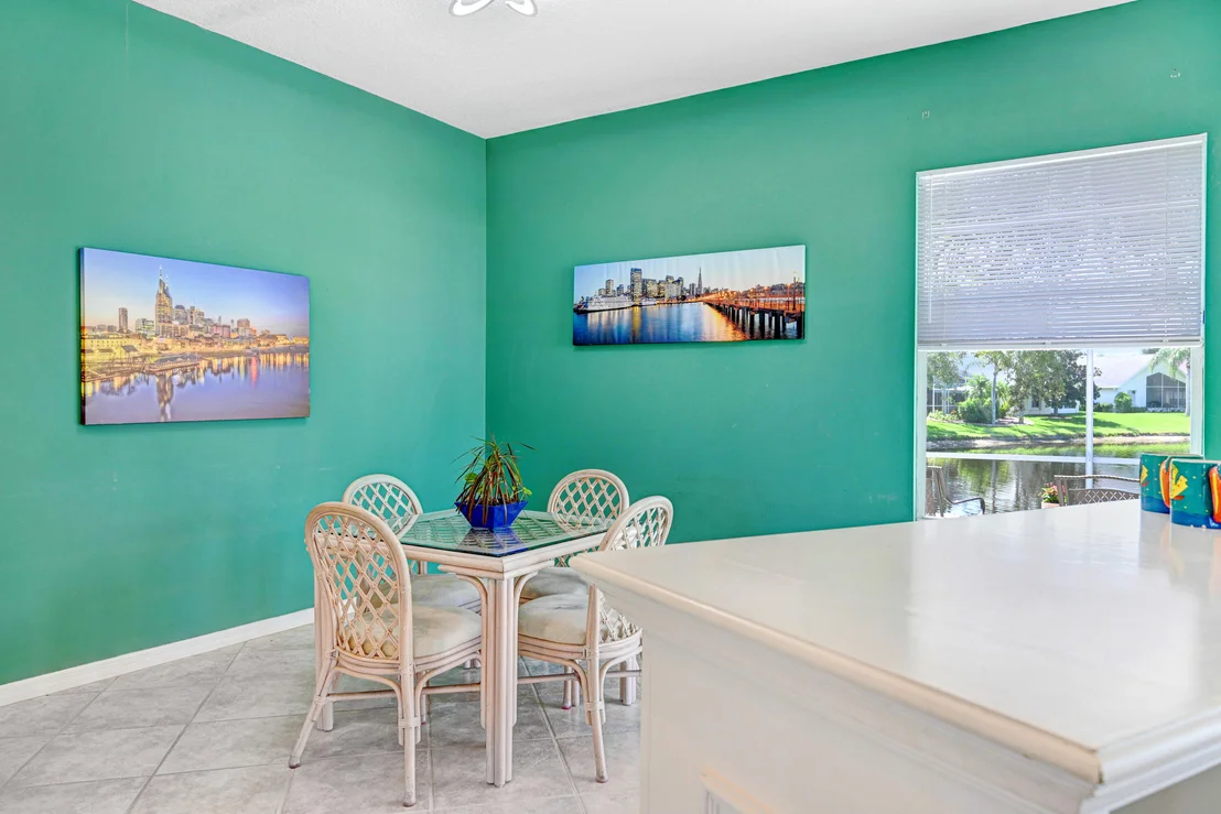 Photo of 2299 Addington Circle