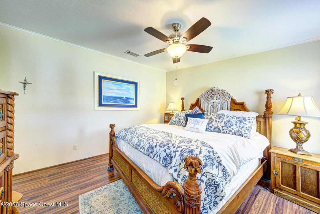 Photo of 385 Outer Drive