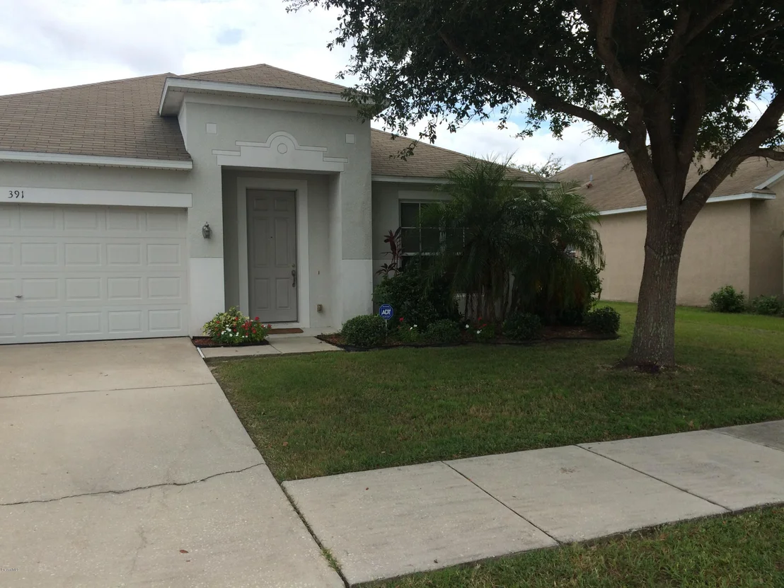 Photo of 391 Cressa Circle