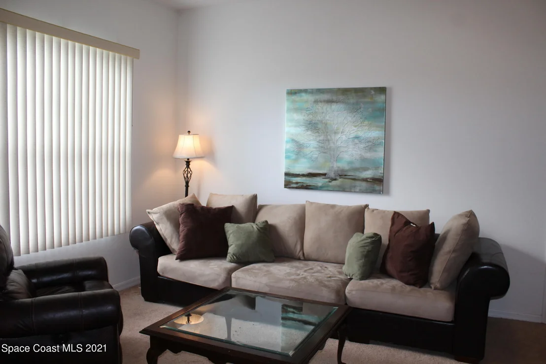Photo of 3067 Temple Lane N