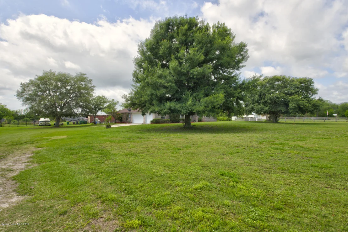 Photo of 3465 Maebert Road