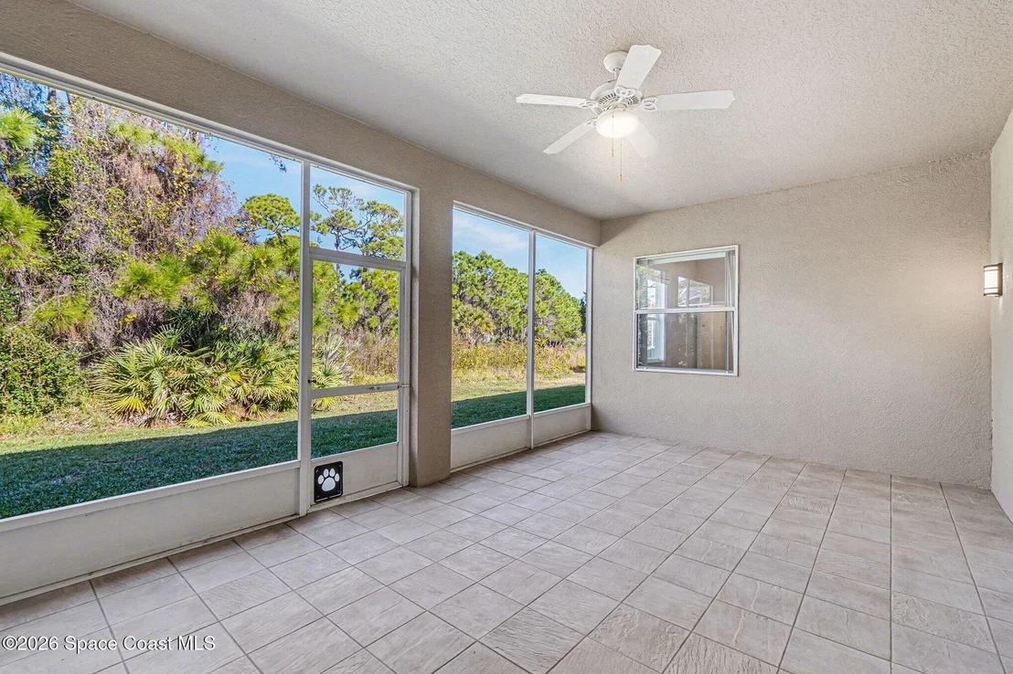 Photo of 6031 Herons Landing Drive