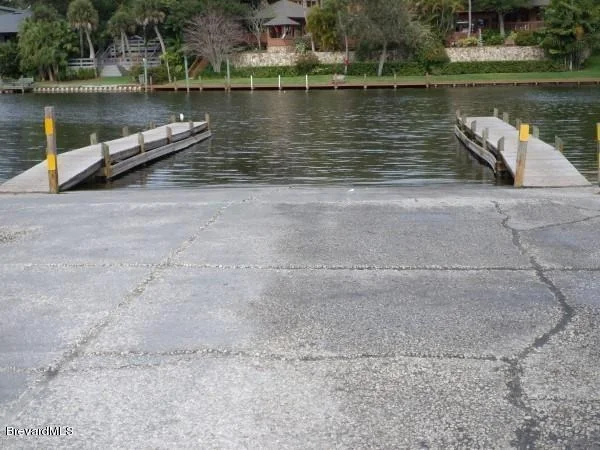 Photo of 526 Coral Drive