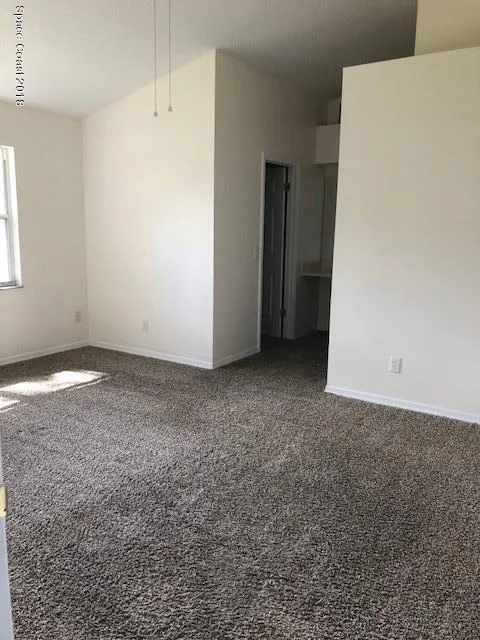 Photo of 2212 Cogan Drive SE