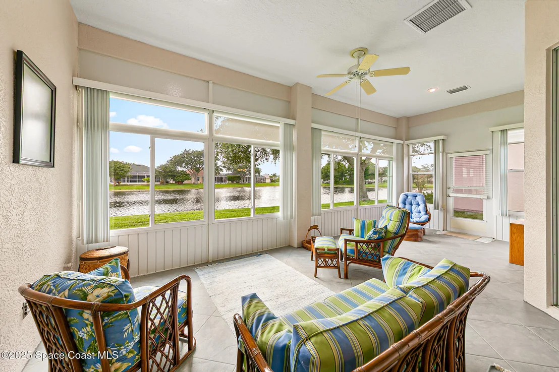 Photo of 2596 Addington Circle