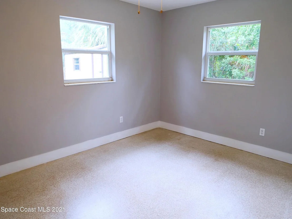 Photo of 175 Katherine Boulevard