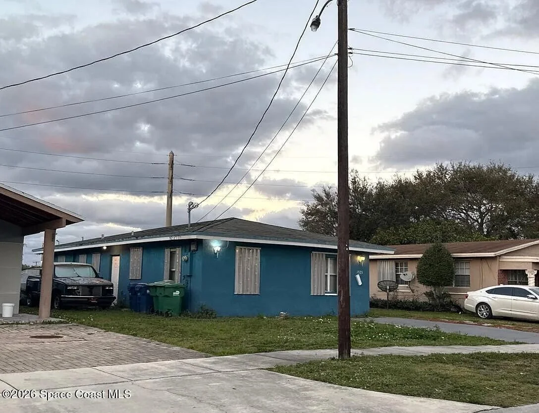 Photo of 1925 NW 155th Street