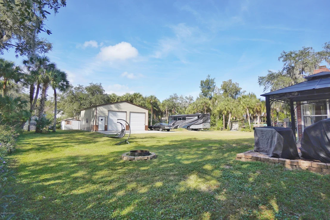 Photo of 440 N Burnett Road