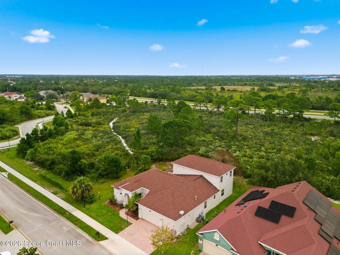 Photo of 1185 Dromin Lane