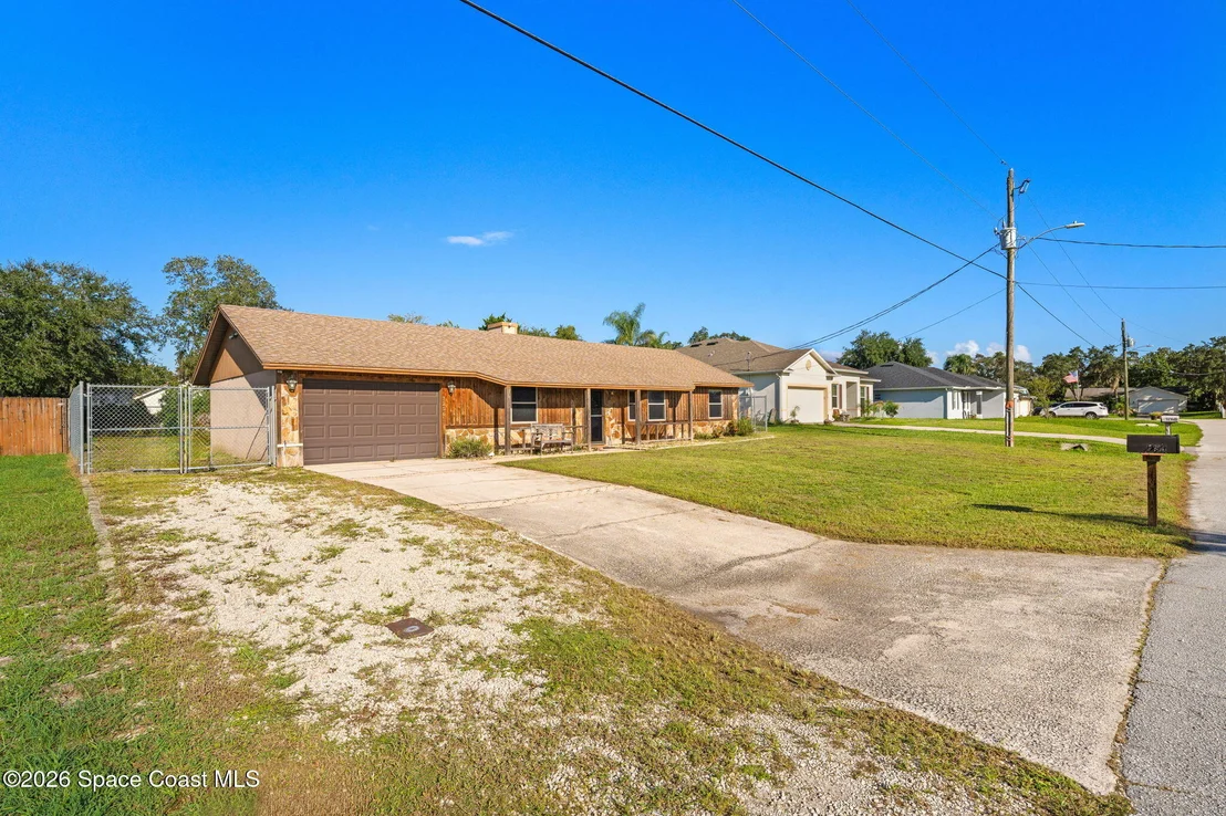 Photo of 7256 Bright Avenue
