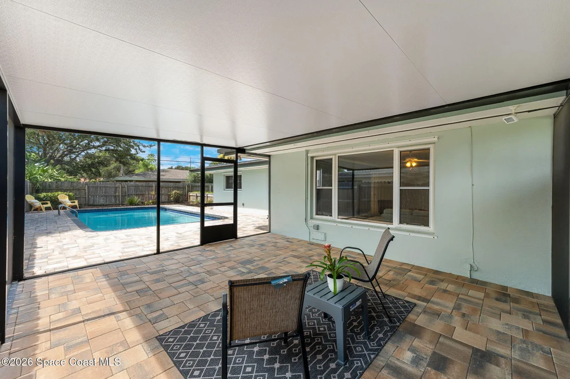Photo of 545 Seabreeze Drive