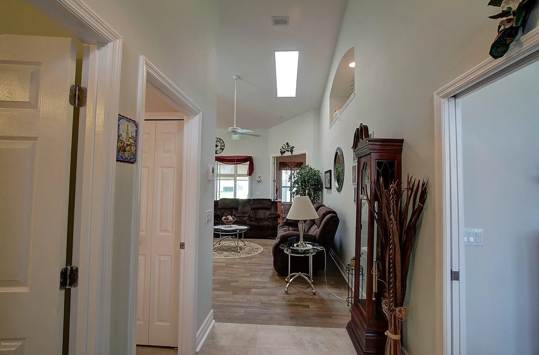 Photo of 501 Shell Cove Drive