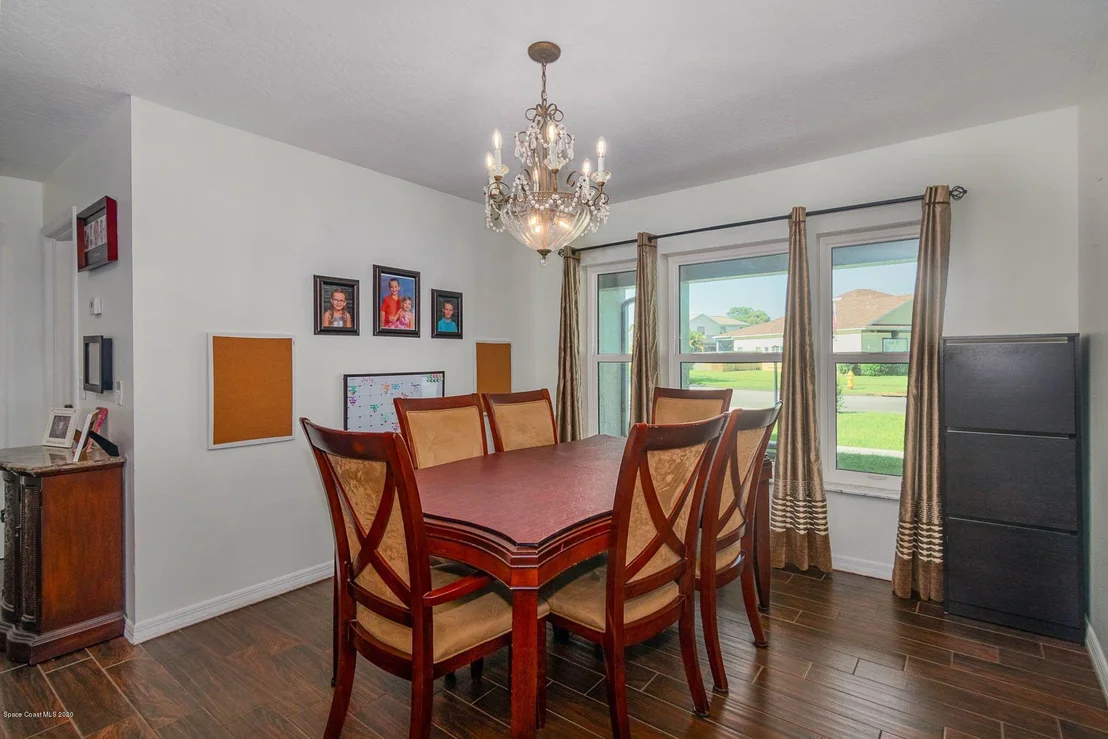 Photo of 2660 Lowell Circle