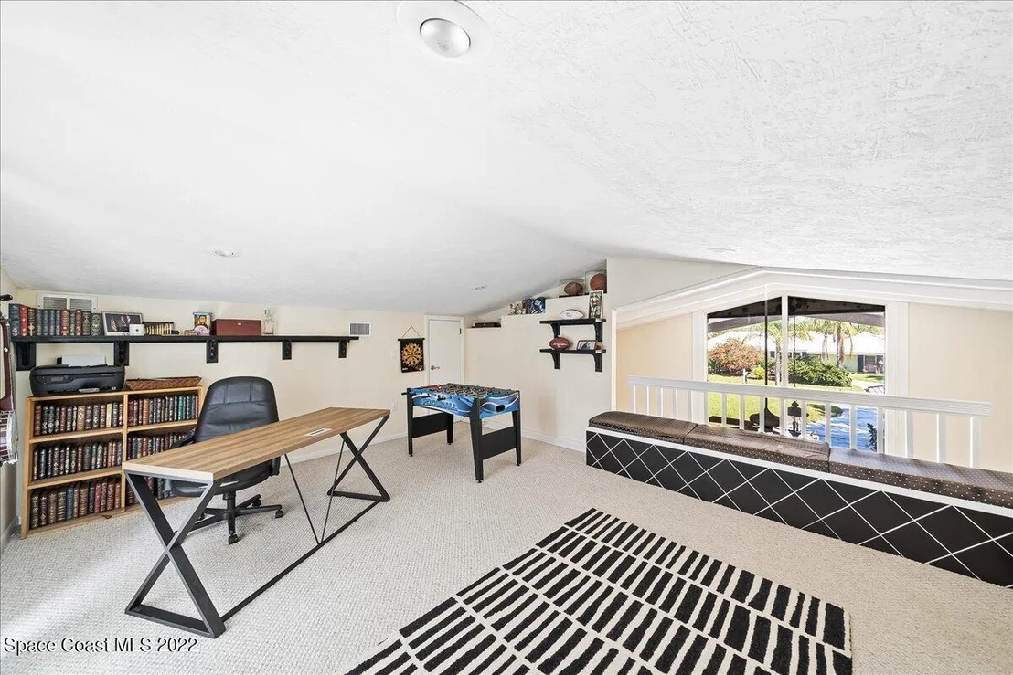 Photo of 311 Cocoa Avenue