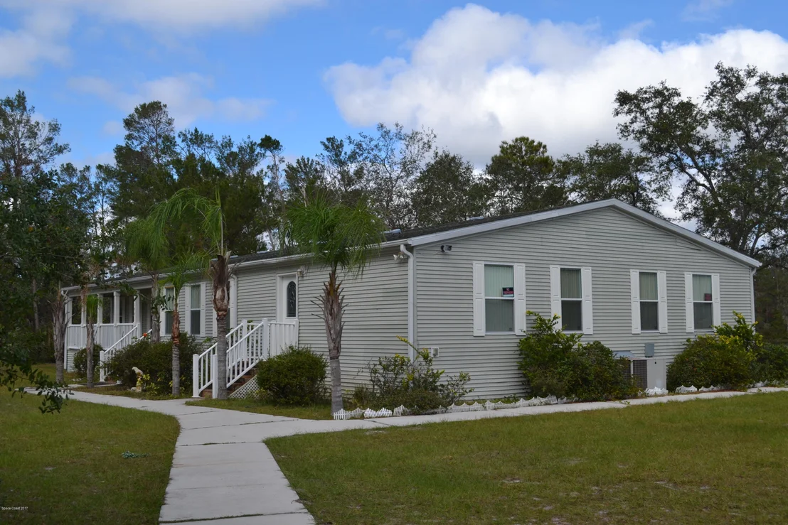 Photo of 4199 Hidden Lakes Drive