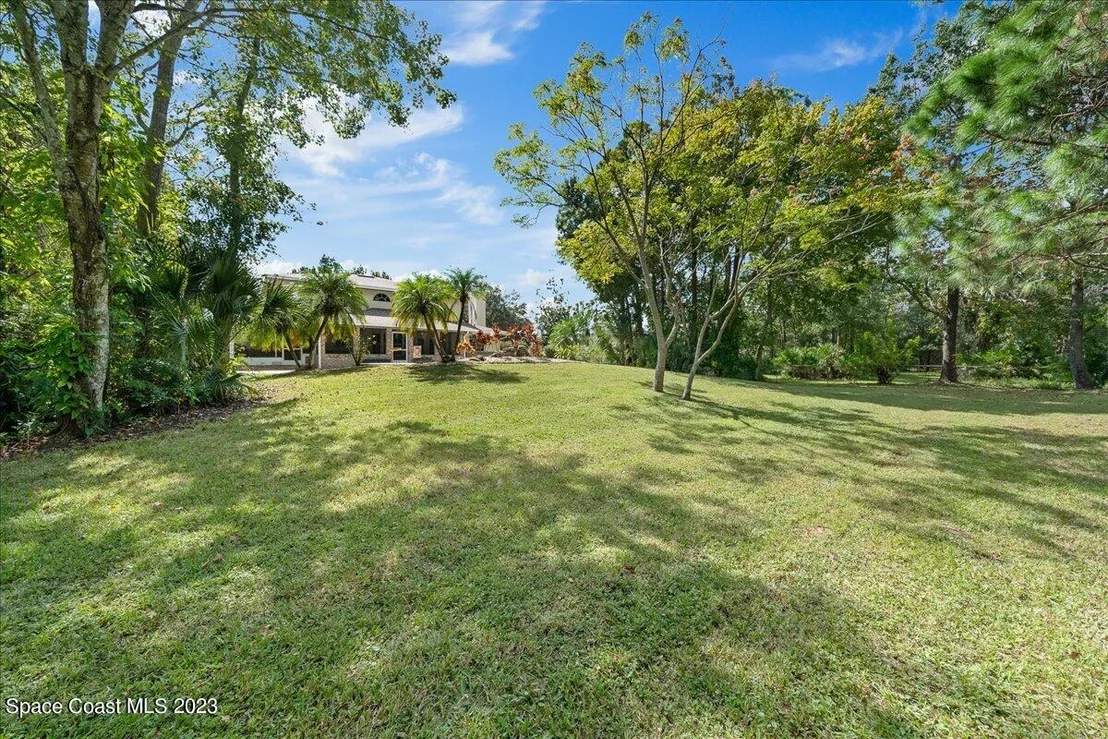 Photo of 5030 Timber Lane Drive