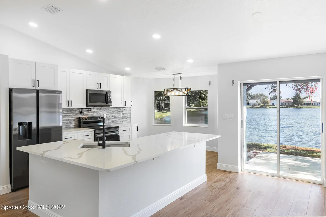 Photo of 1315 Ambra Drive