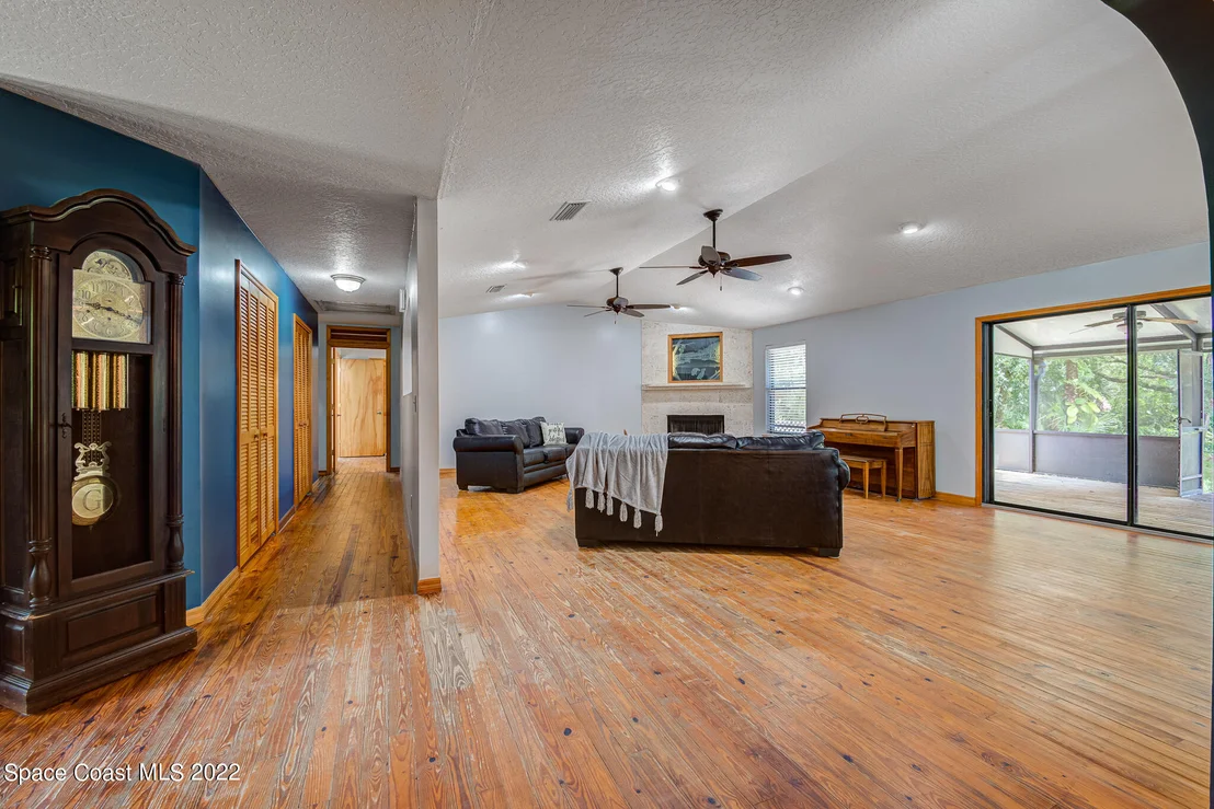Photo of 3790 Fenner Road