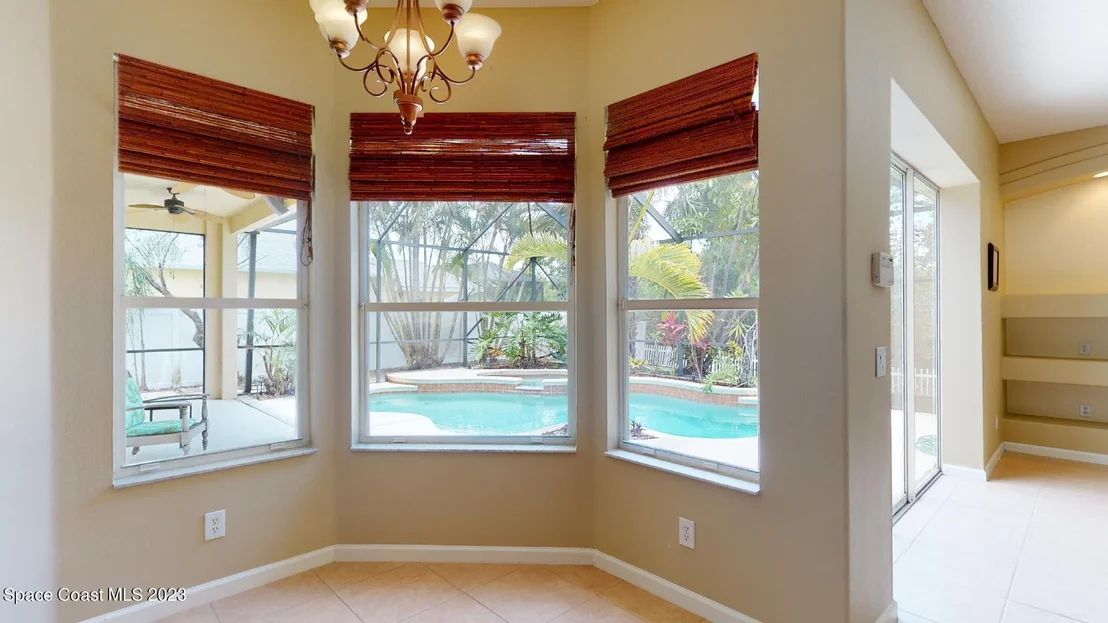 Photo of 3356 Peninsula Circle