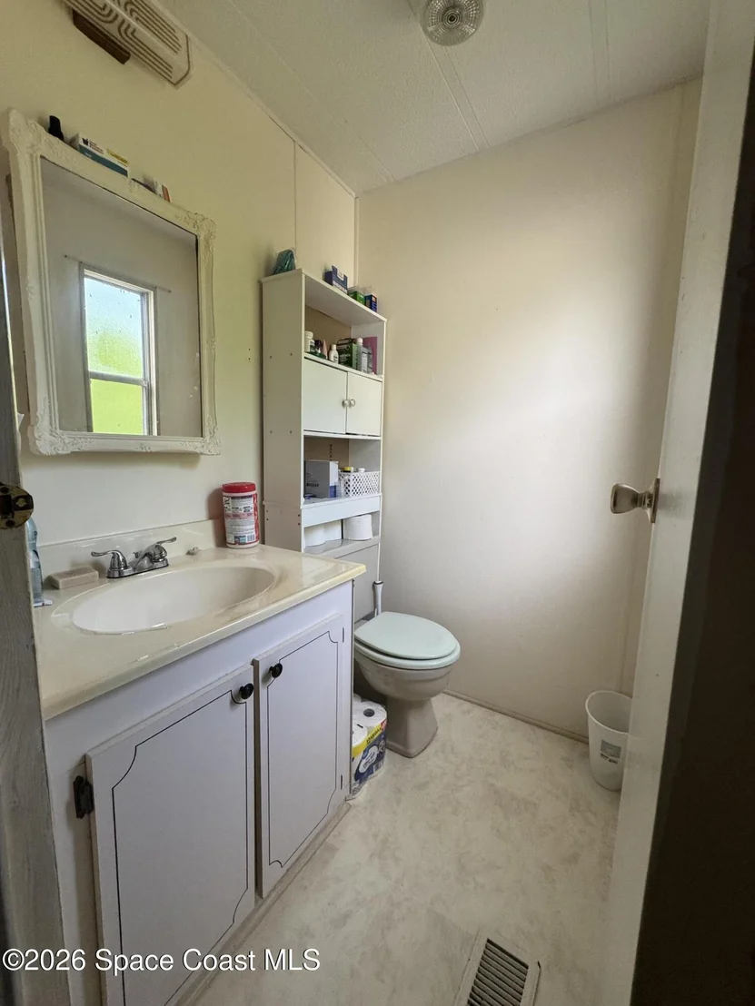 Photo of 7590 Blackhawk Road