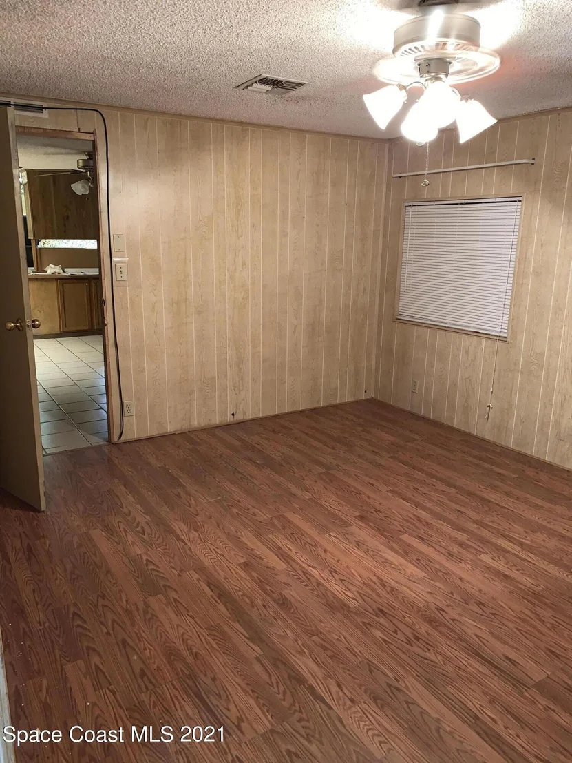Photo of 1960 Coco Plum Street NE