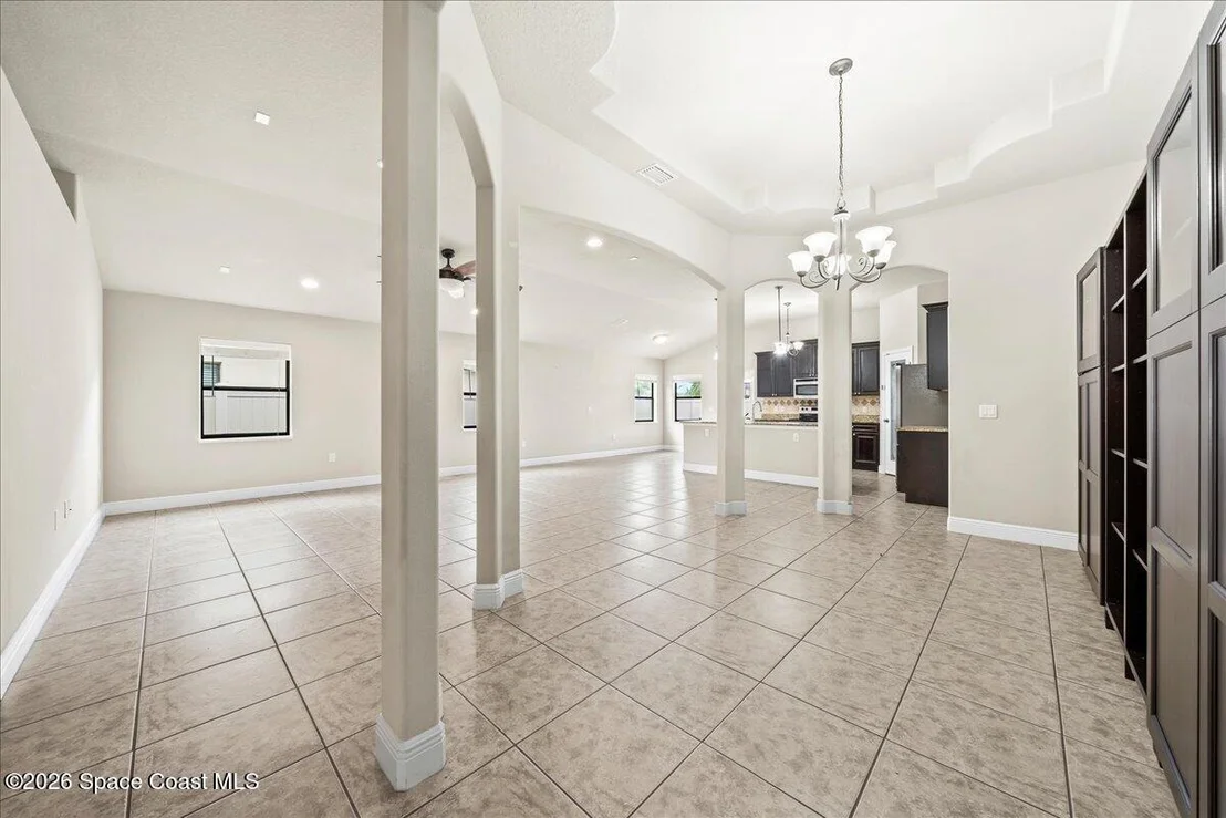 Photo of 1461 Bourke Lane