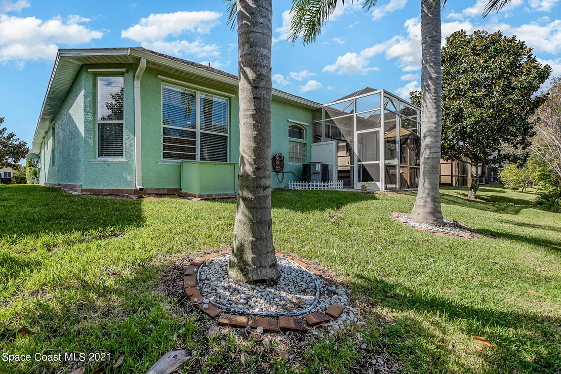 Photo of 4691 Portage Trail