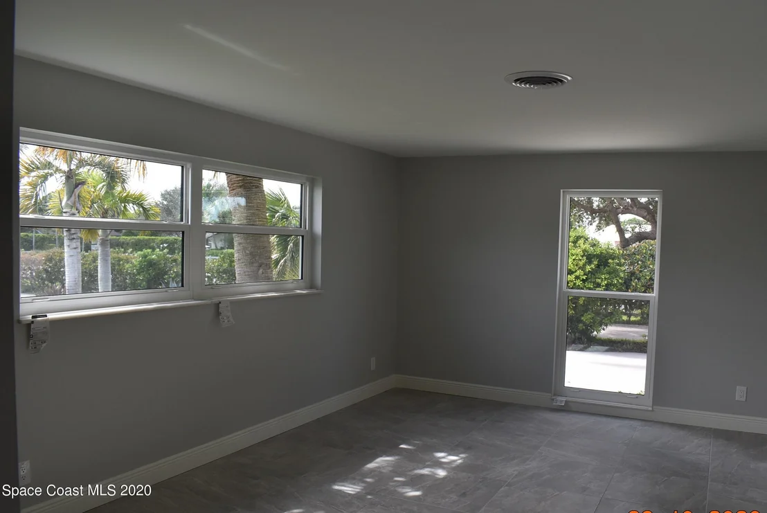 Photo of 876 Norfolk Pine Lane