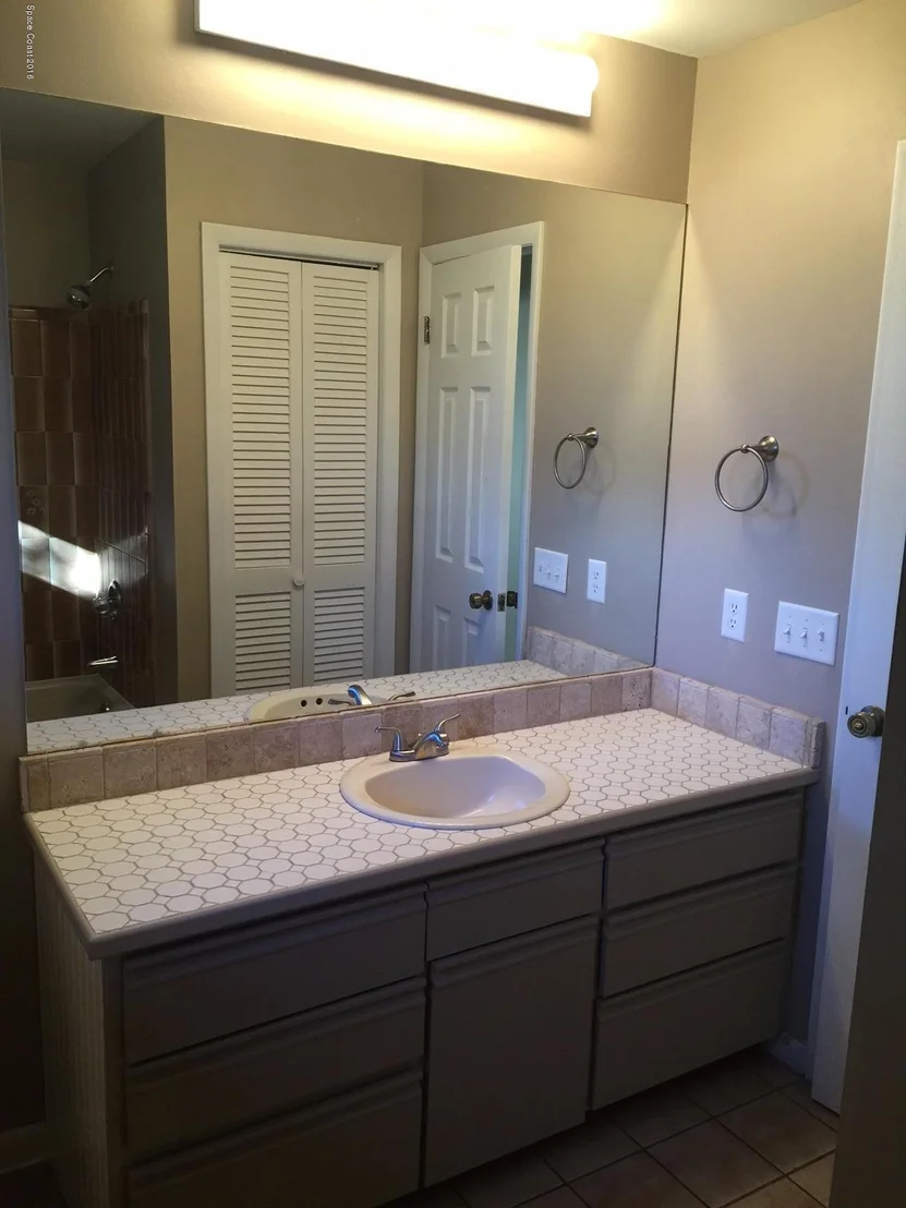 Photo of 180 Cinnamon Drive