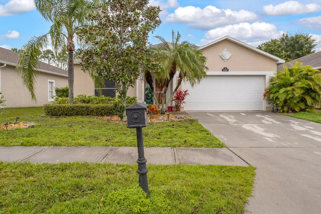 Photo of 5767 Indigo Crossing Drive