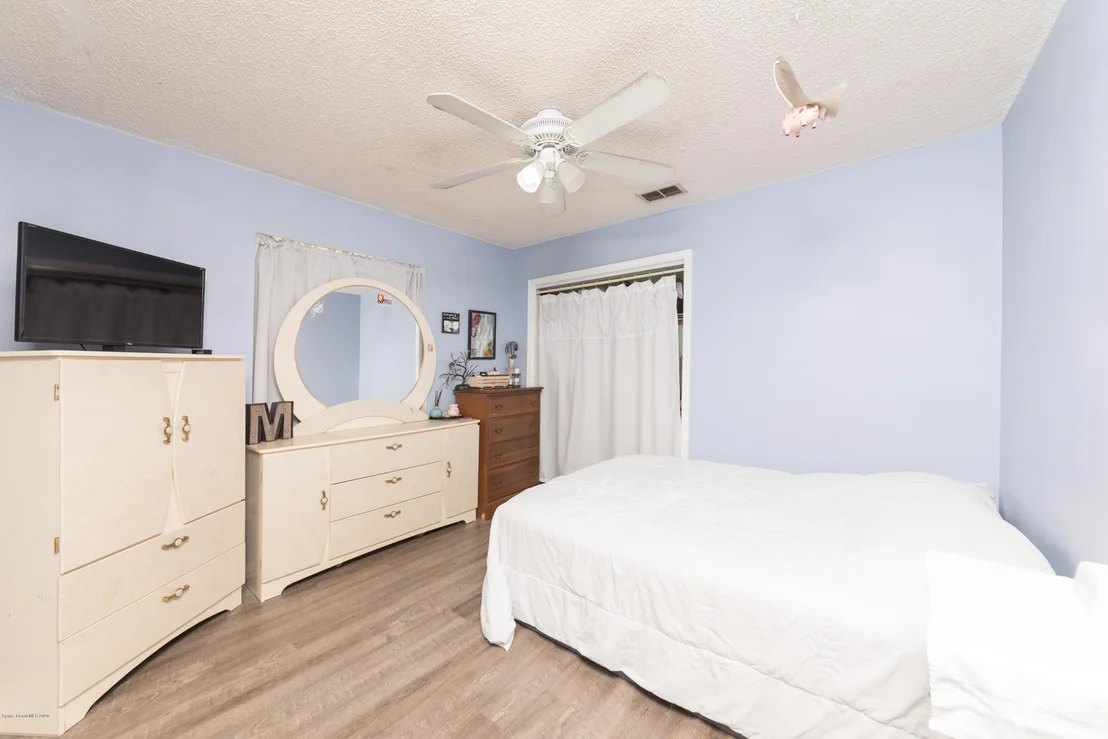 Photo of 876 High Pointe Circle