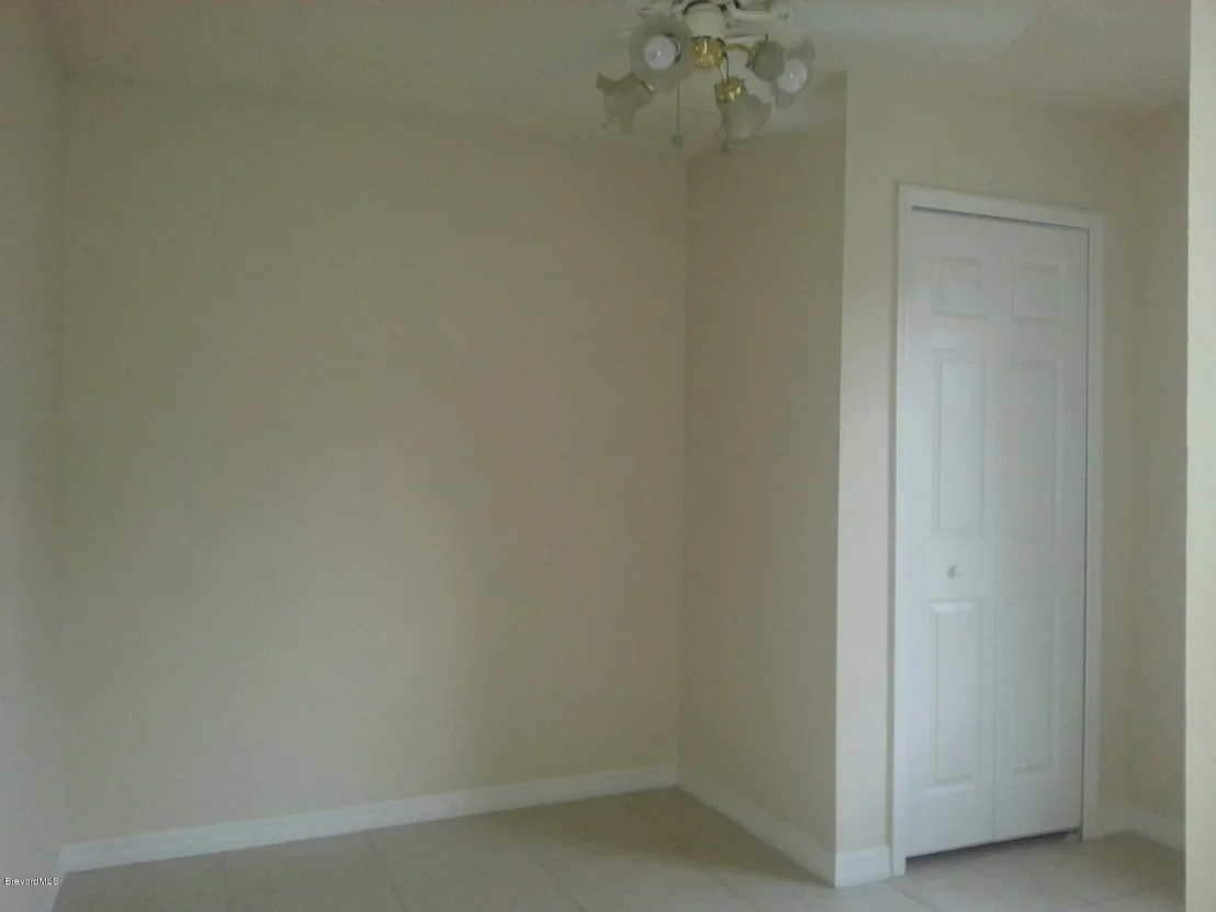 Photo of 4800 Riverside Road