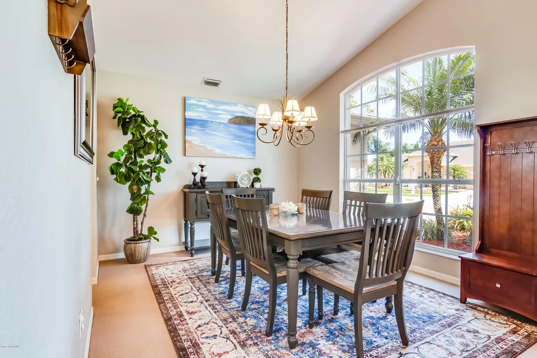 Photo of 744 Carriage Hill Road