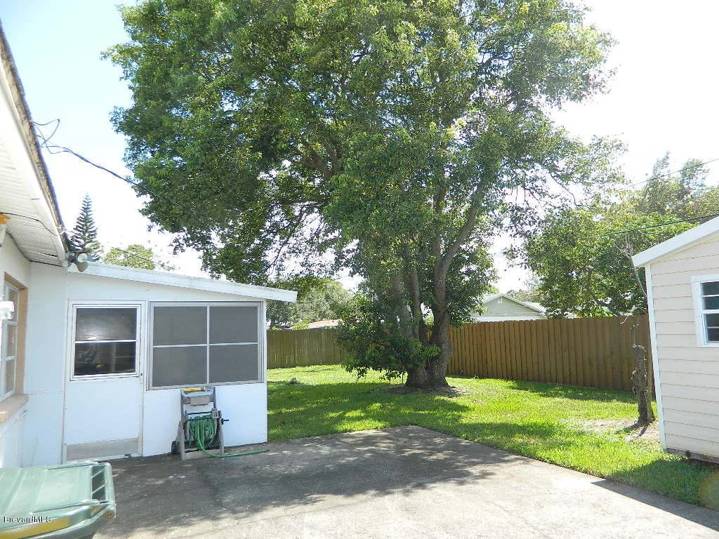 Photo of 1367 Estridge Drive