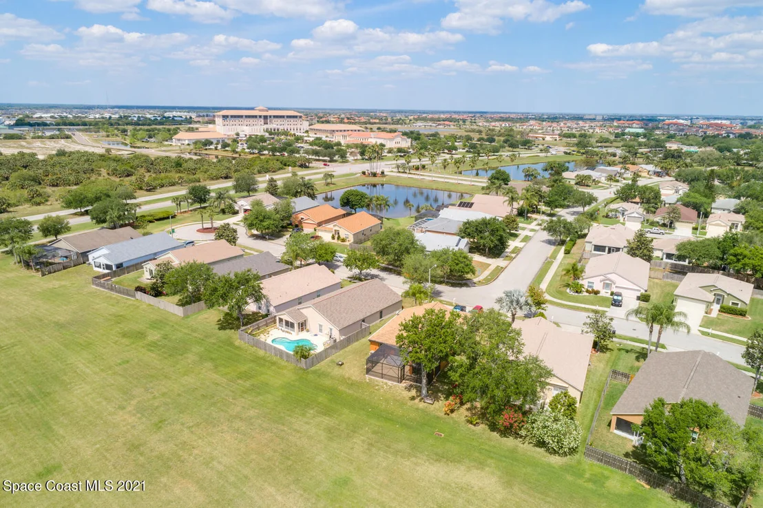 Photo of 8595 Eola Court