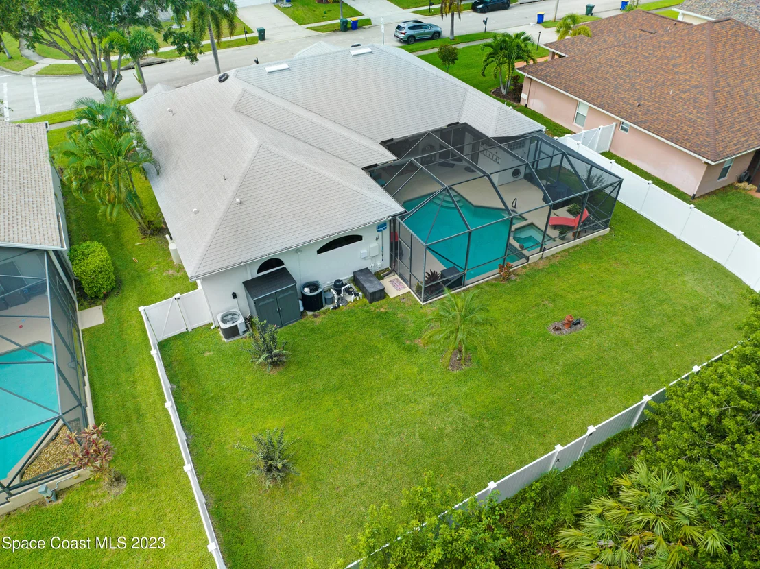 Photo of 242 Pebble Hill Way