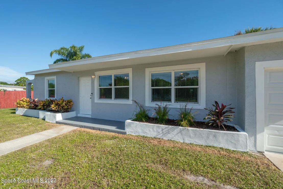 Photo of 1080 Barclay Drive