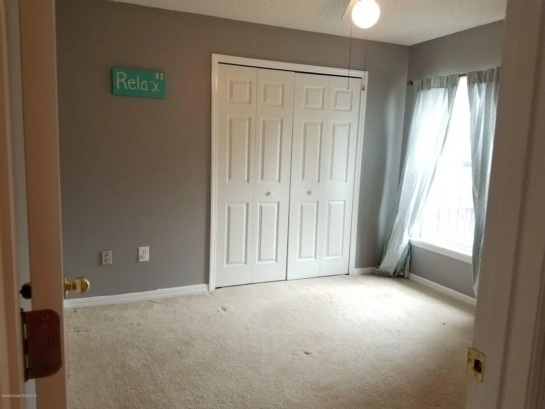 Photo of 2064 Lansing Street