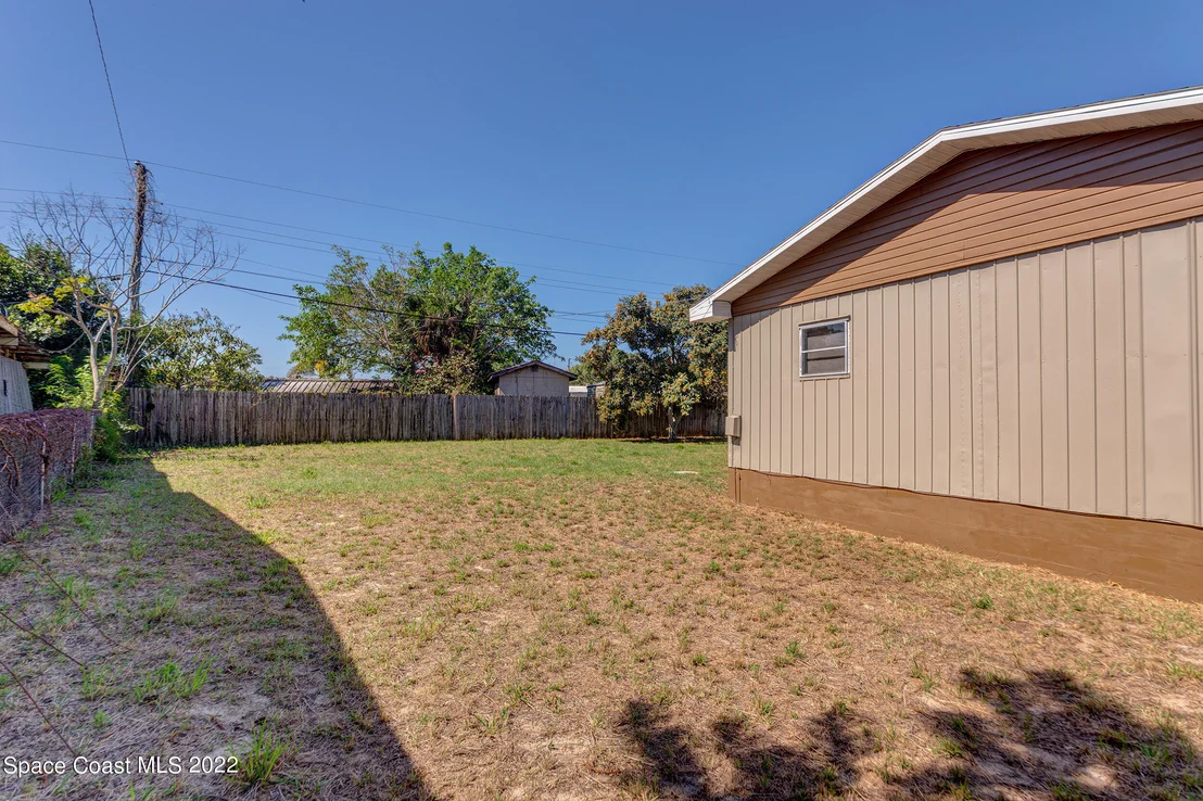 Photo of 6879 Aster Drive