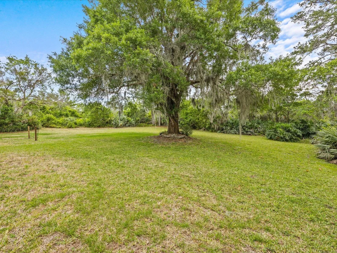 Photo of 1209 Sand Pine Circle