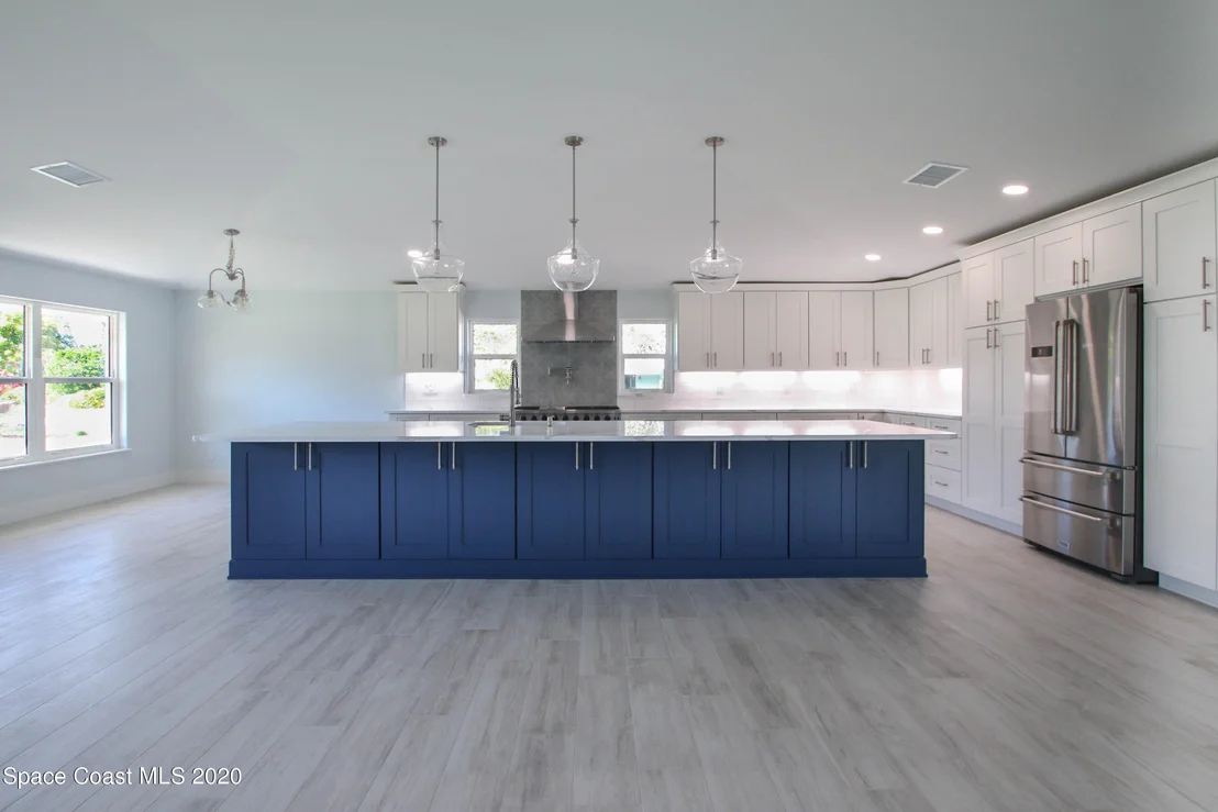 Photo of 501 Riverside Drive