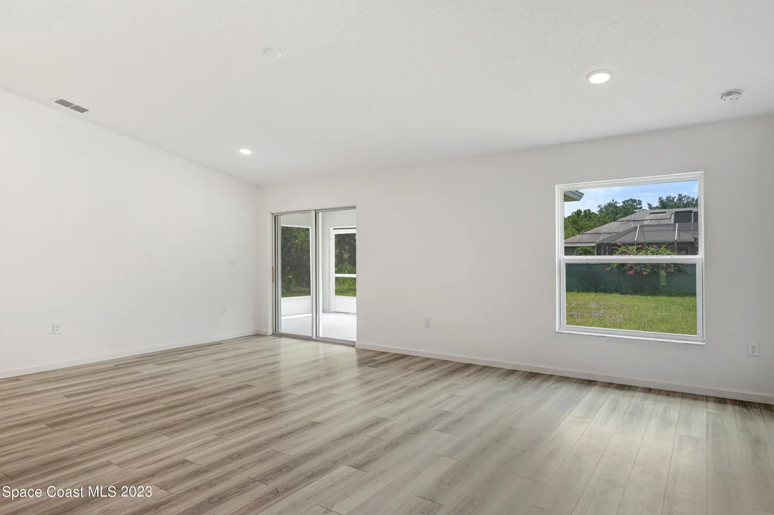 Photo of 1018 Savery Road