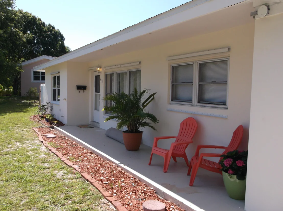 Photo of 305 Bunker Street