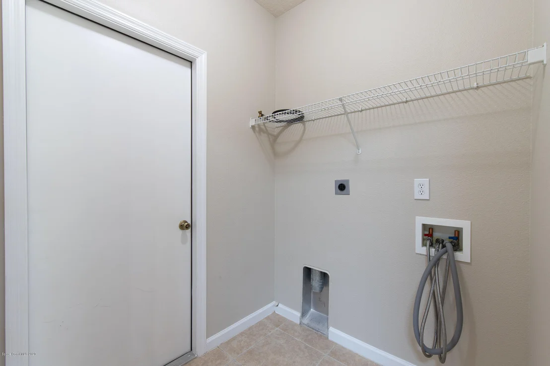 Photo of 1237 Bolle Circle