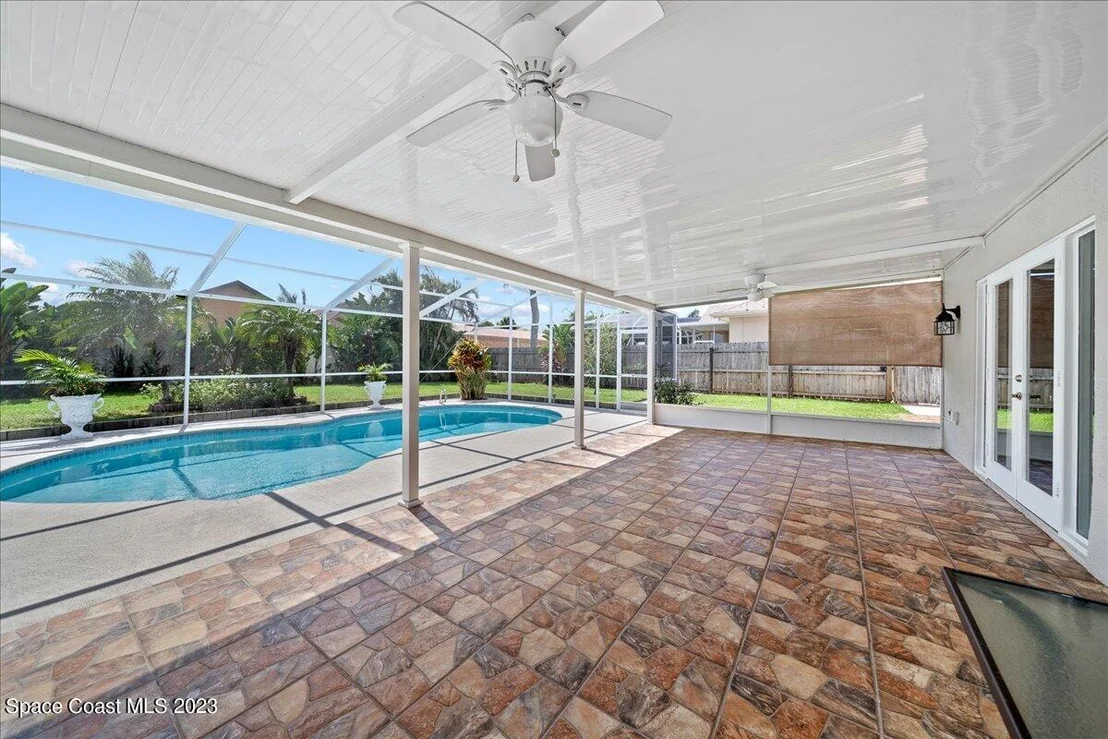 Photo of 1339 Heritage Acres Boulevard