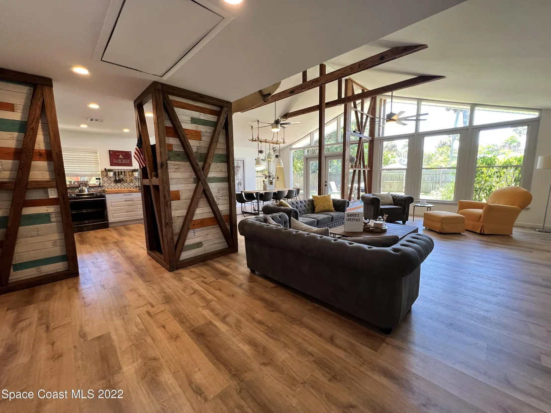 Photo of 142 Antigua Drive