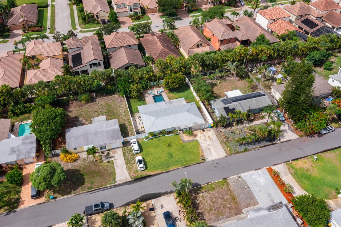 Photo of 340 W Exeter Street
