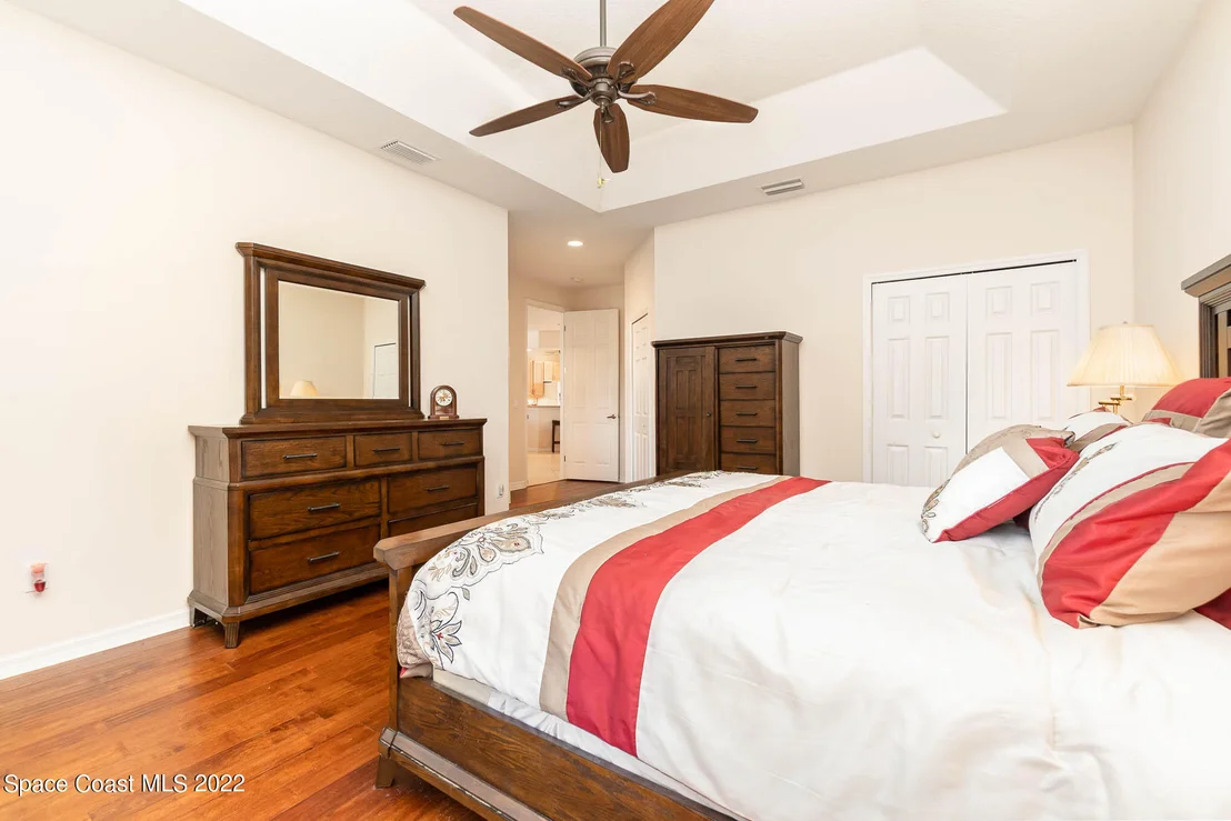 Photo of 4670 Portage Trail