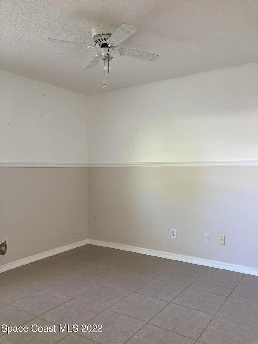 Photo of 874 Brookview Lane